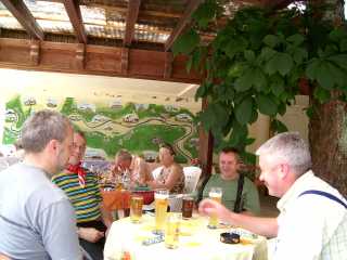 Mittagspause im Gasthaus zur Mühle im Donautal